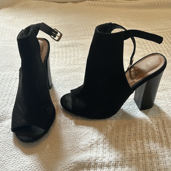 Open Back Heels - Picture 2 of 3